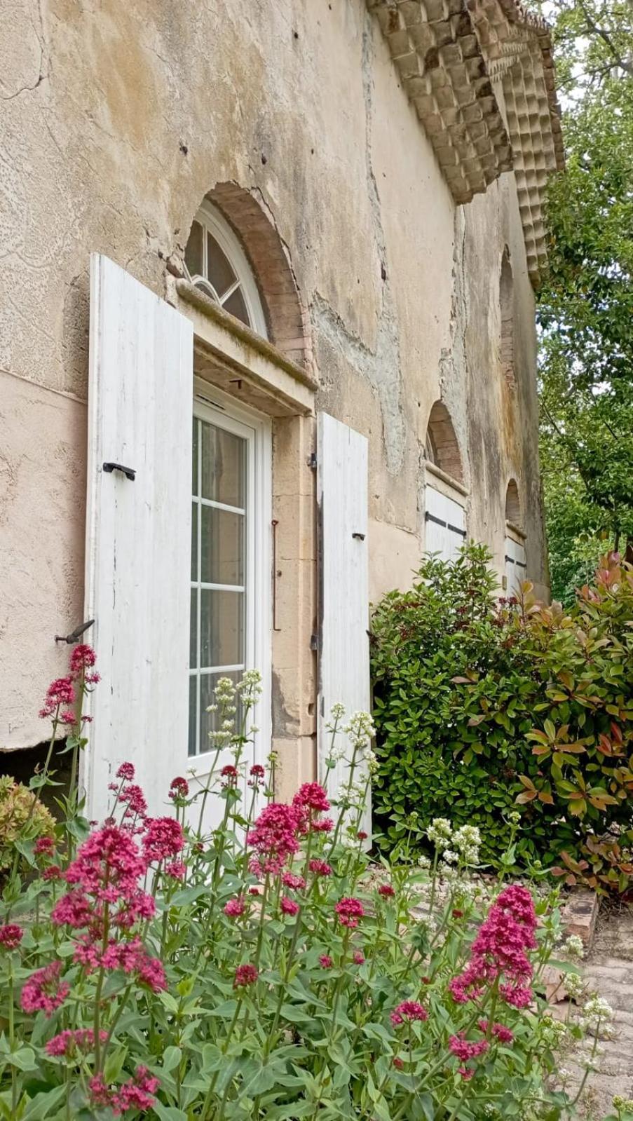 Gite De L'Orangerie Du Chateau De La Begude De Mazenc Buitenkant foto